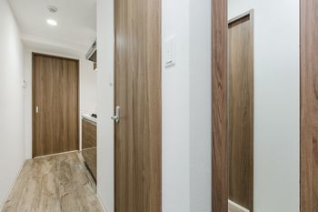 Elegance Place Horie 2*