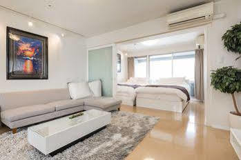 Elegance Place Horie 2*