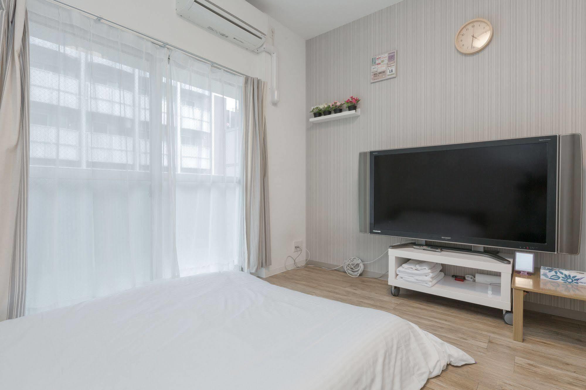 Elegance Place Horie Hotel