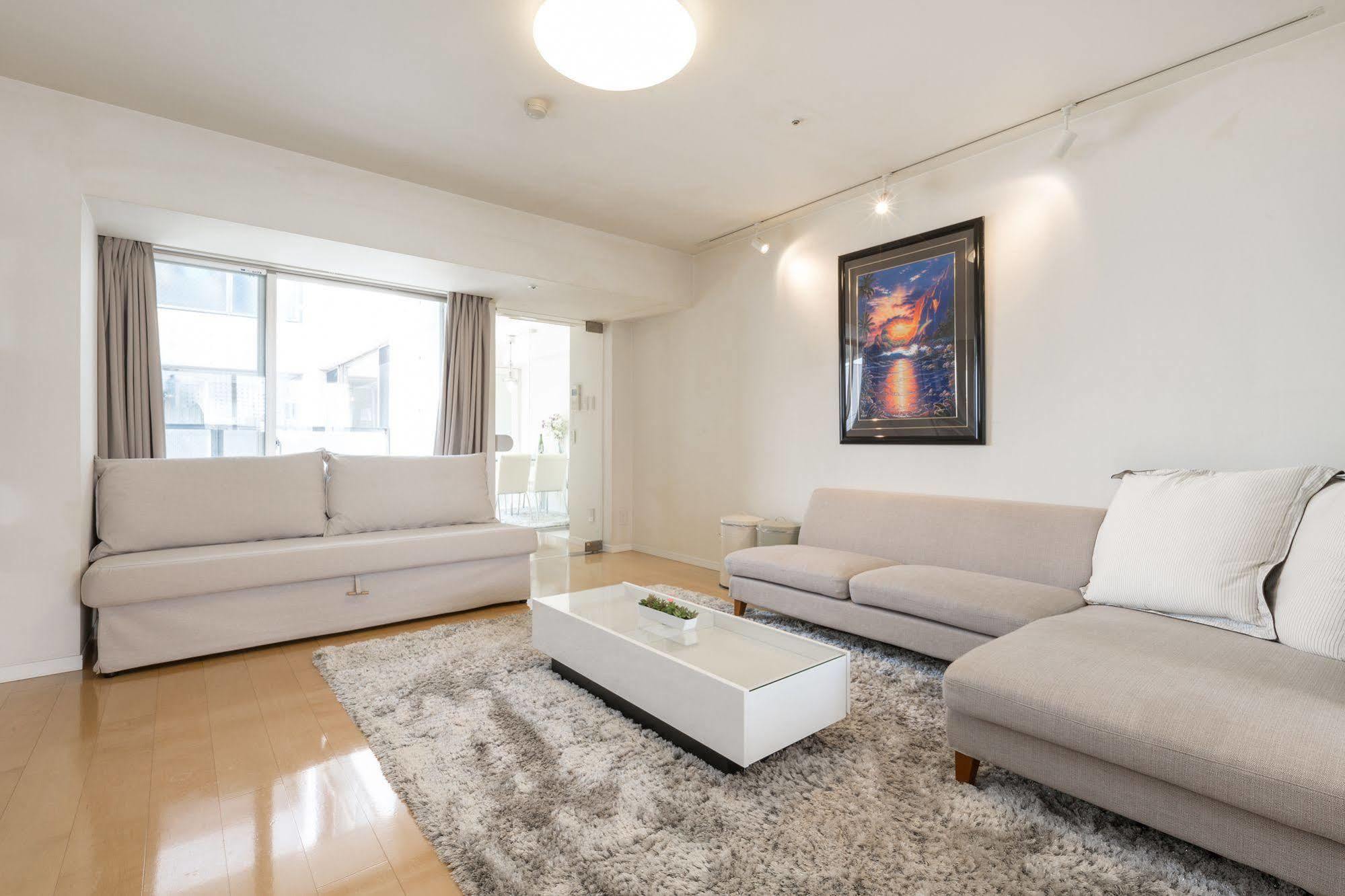 Hotel Elegance Place Horie