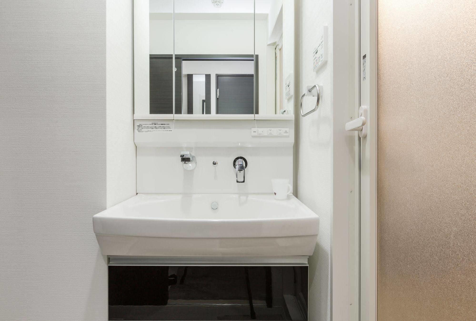 Elegance Place Horie 2* Osaka